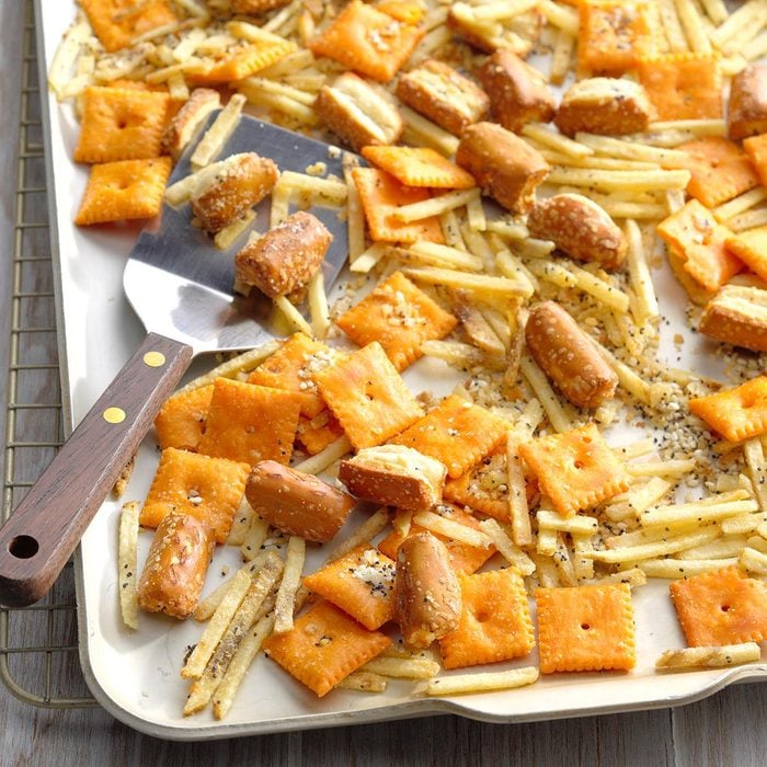 Everything Snack Mix Exps Tohfm20 237461 B09 19 8b