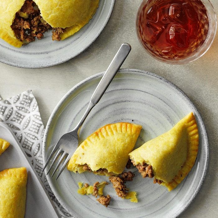 Jamaican Beef Patties Exps Rc20 252533 E08 26 4b